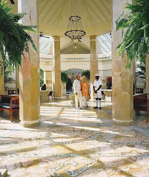 Grand Lido Negril Resort