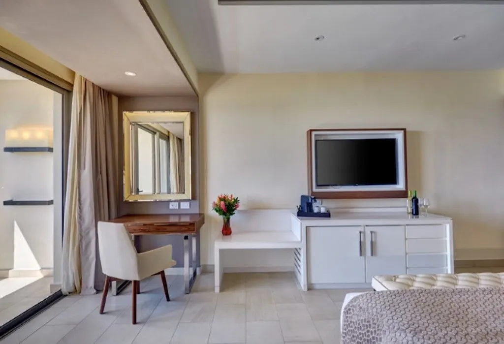 Grand Lido Negril Resort location